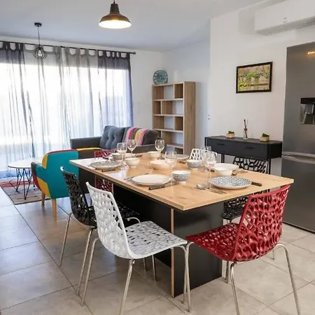 Apartman La Giroussinaise